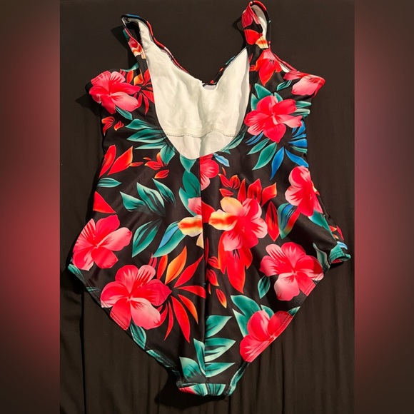 Tropical Floral One Piece Swimsuit - Picture 2 of 3